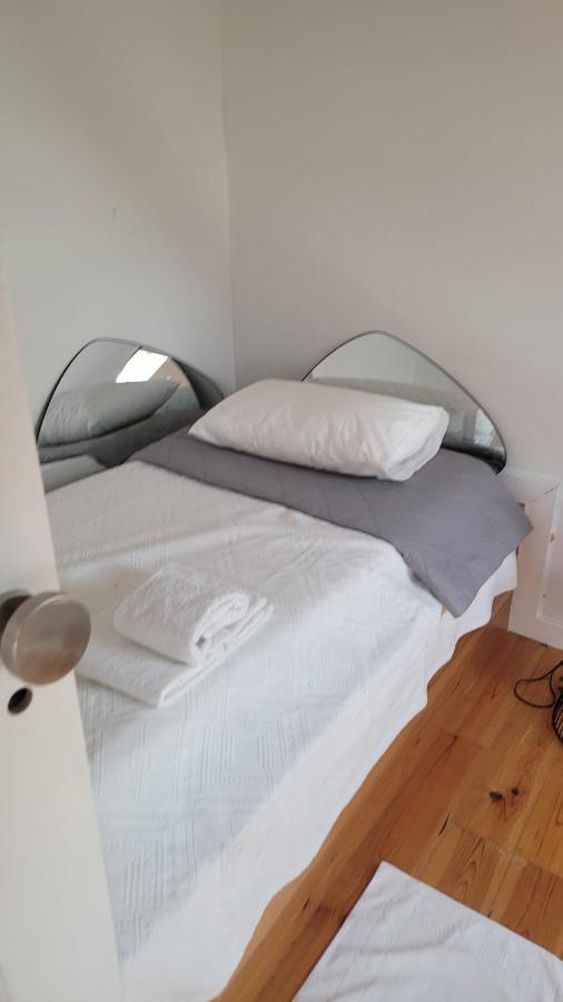 Litle Tiny Room In The Attic Lisboa Exterior foto